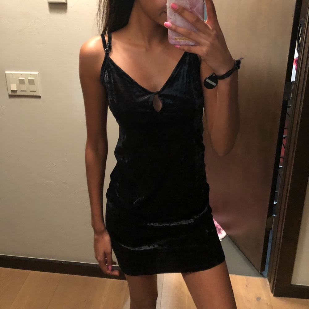 Pacsun black bodycon velvet dress